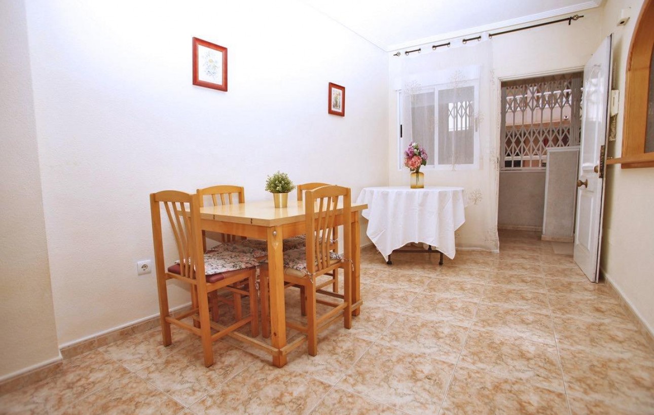 Venta - Apartamento - Torrevieja - Playa del cura