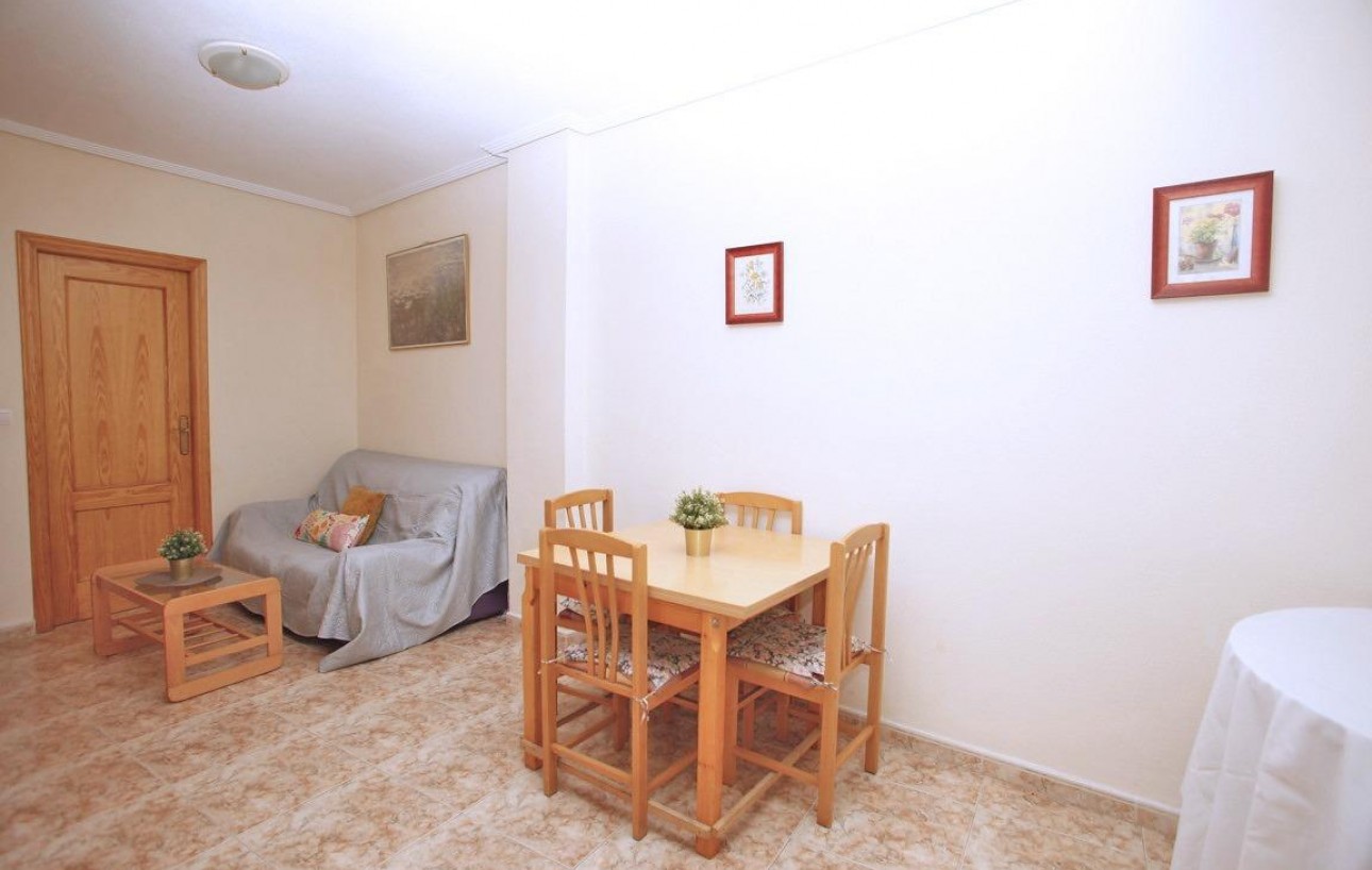Venta - Apartamento - Torrevieja - Playa del cura