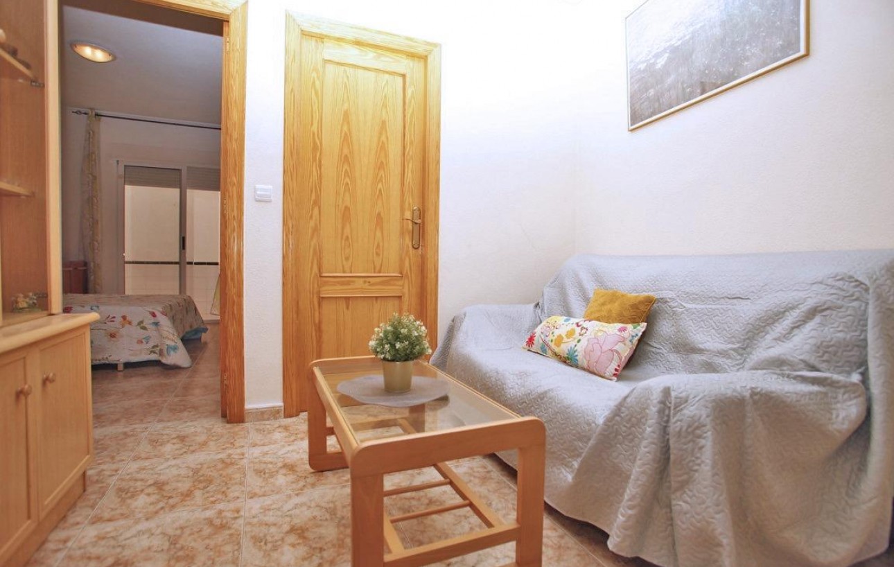 Venta - Apartamento - Torrevieja - Playa del cura