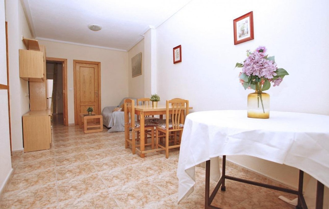 Venta - Apartamento - Torrevieja - Playa del cura
