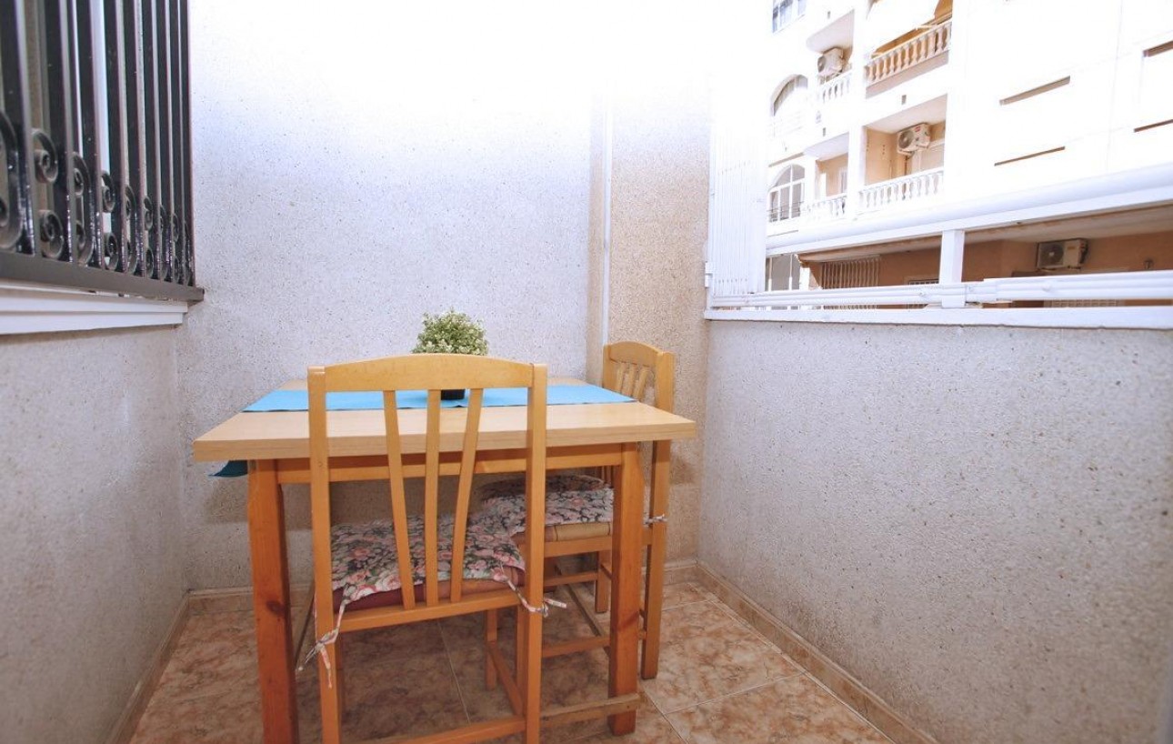 Venta - Apartamento - Torrevieja - Playa del cura
