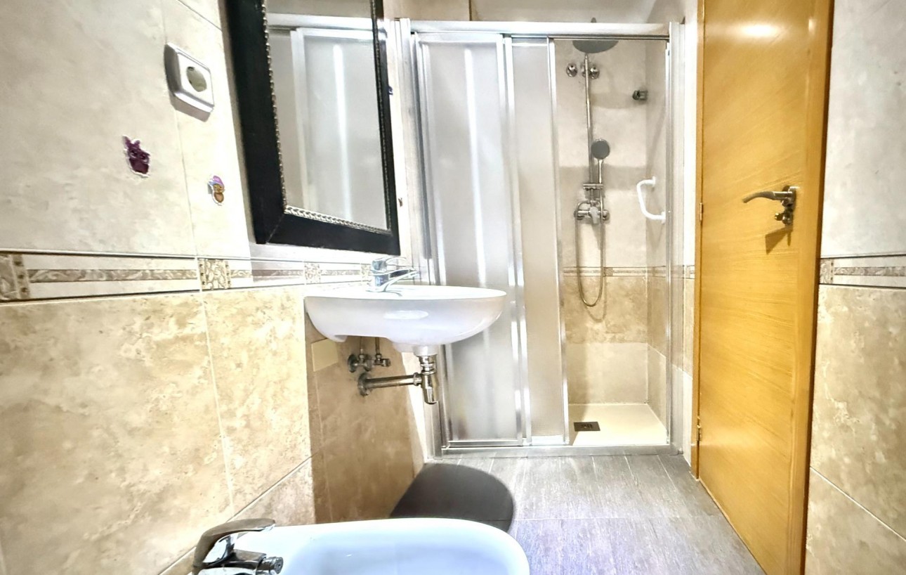 Venta - Piso - Torrevieja - Centro