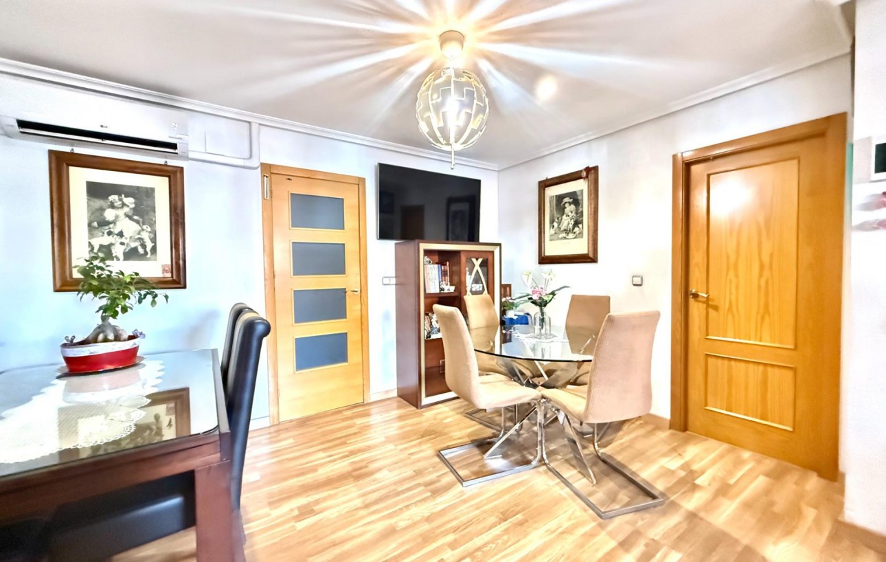 Venta - Piso - Torrevieja - Centro