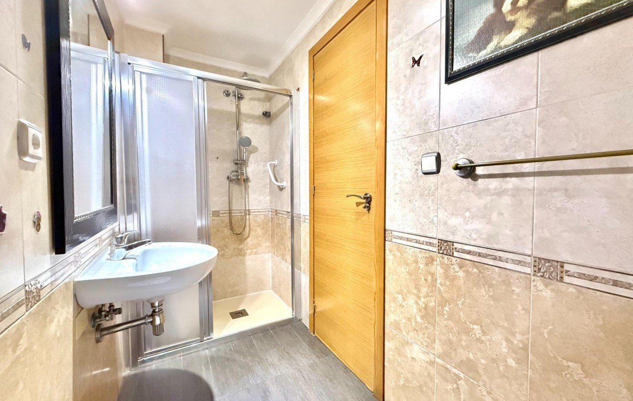 Venta - Piso - Torrevieja - Centro