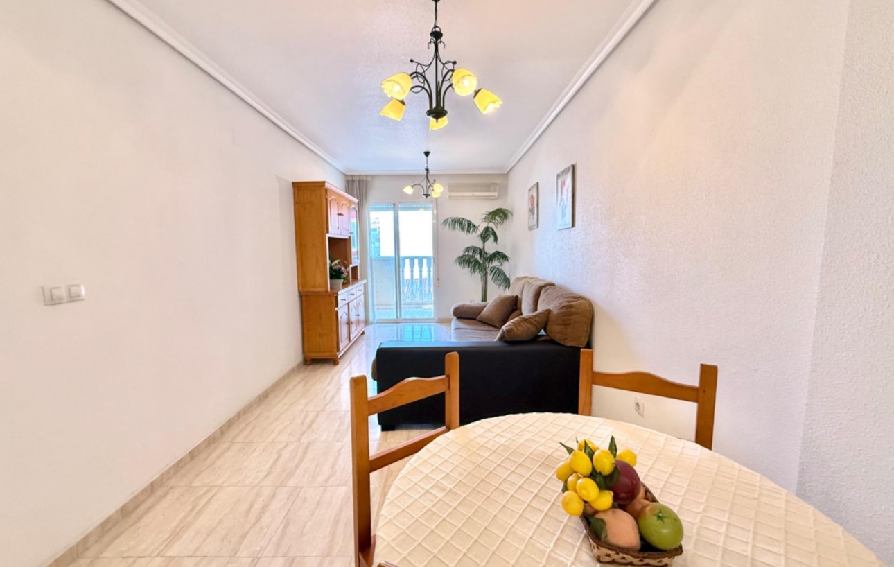 Venta - Apartamento - Torrevieja - Centro