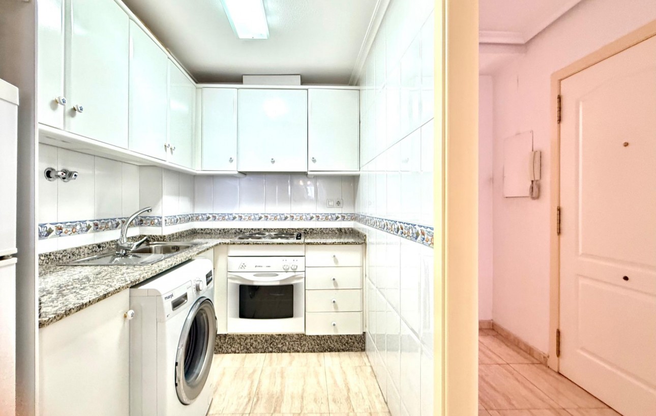 Venta - Apartamento - Torrevieja - Centro