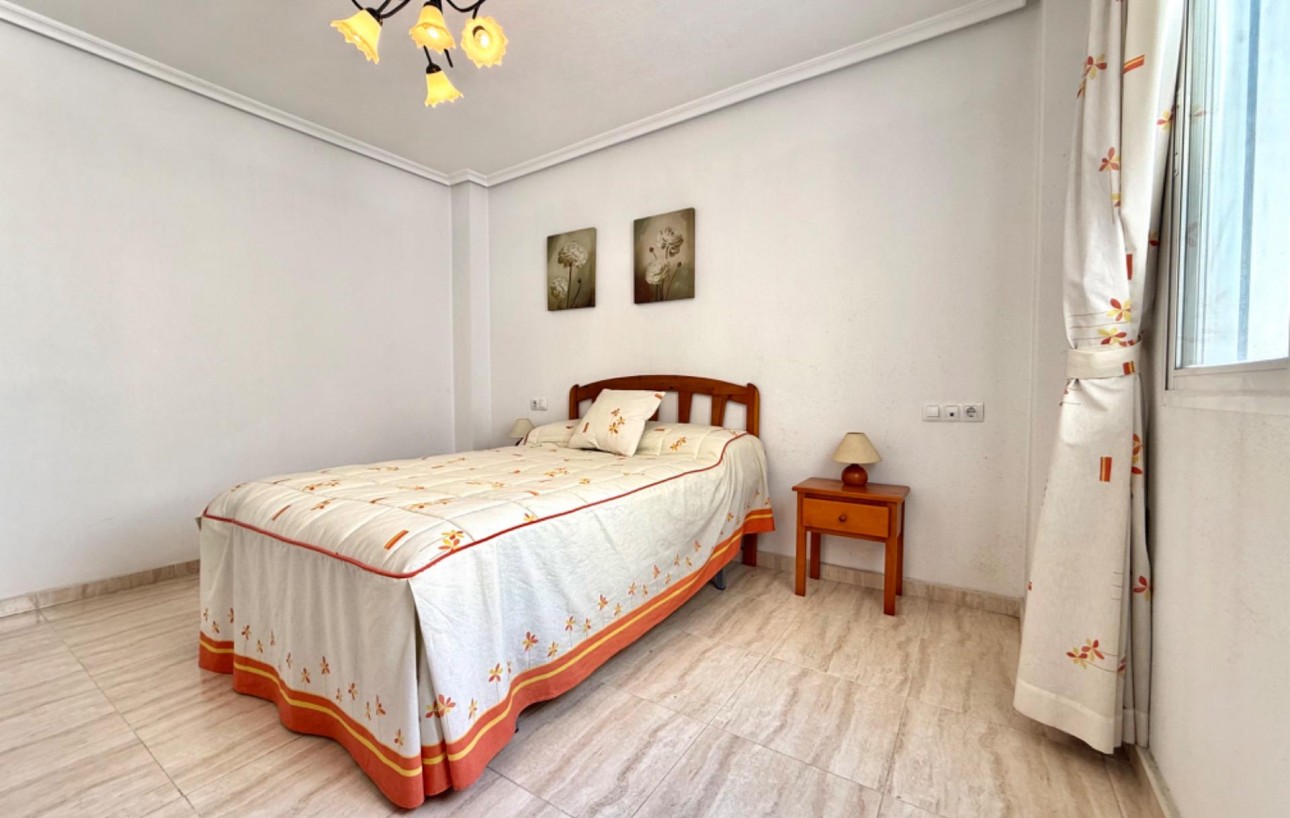 Venta - Apartamento - Torrevieja - Centro