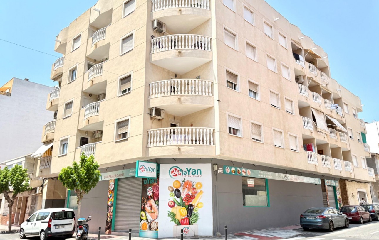 Venta - Apartamento - Torrevieja - Centro