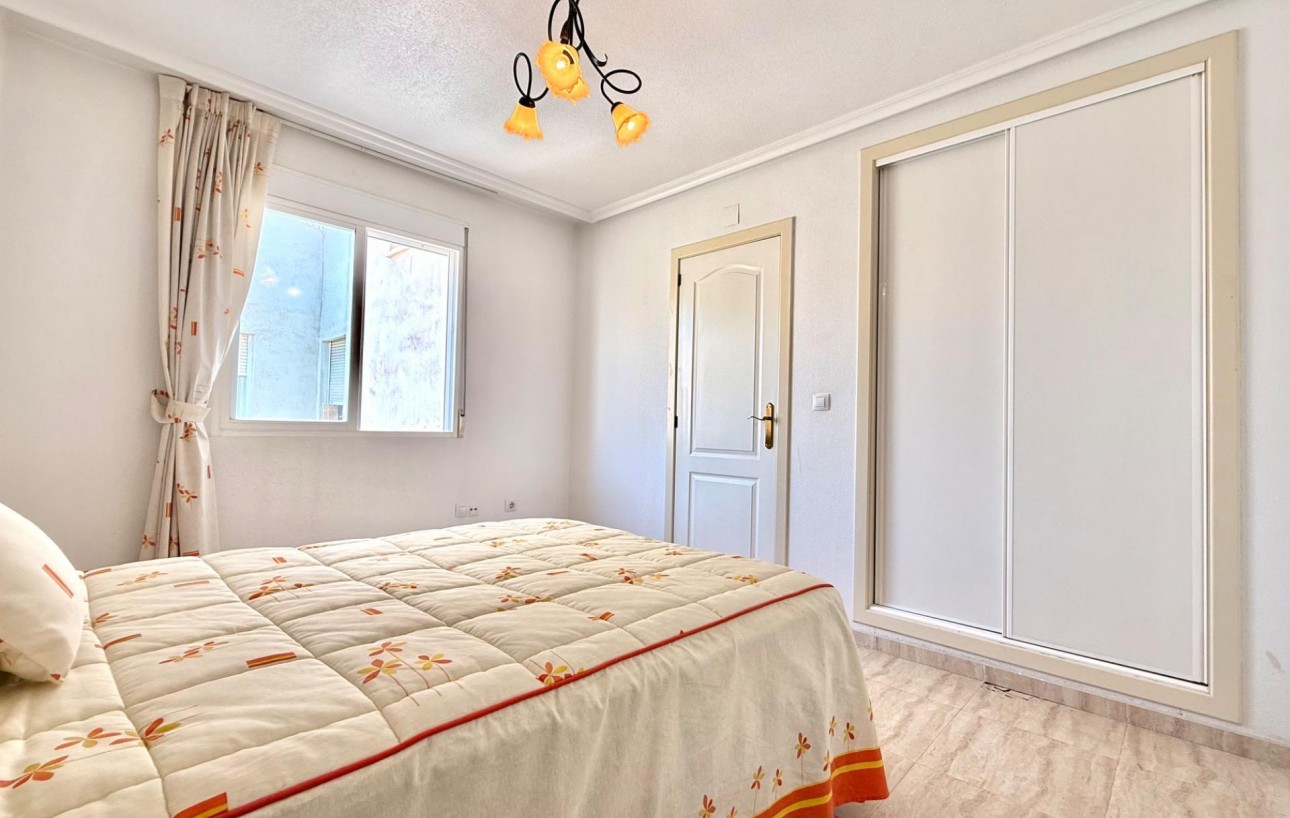 Venta - Apartamento - Torrevieja - Centro