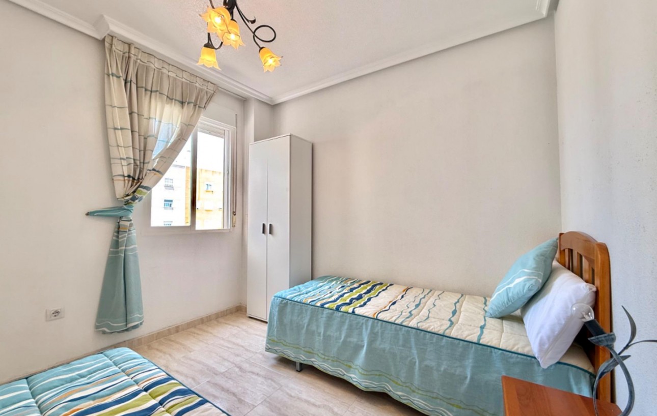 Venta - Apartamento - Torrevieja - Centro