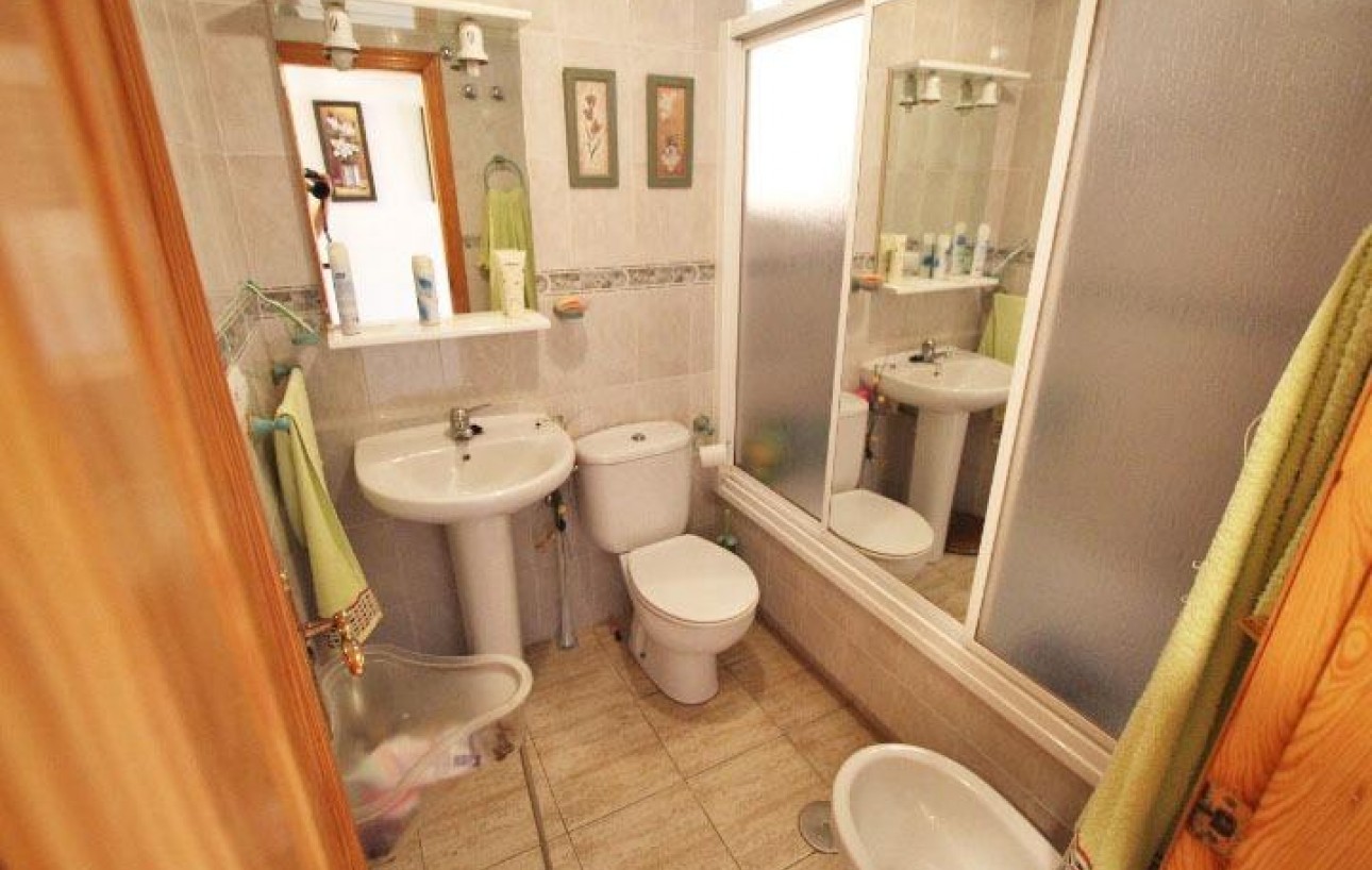 Venta - Apartamento - Guardamar del Segura - CENTRO