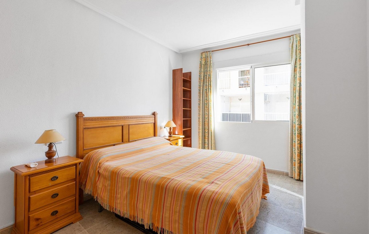 Revente - Appartement - Torrevieja - Centro