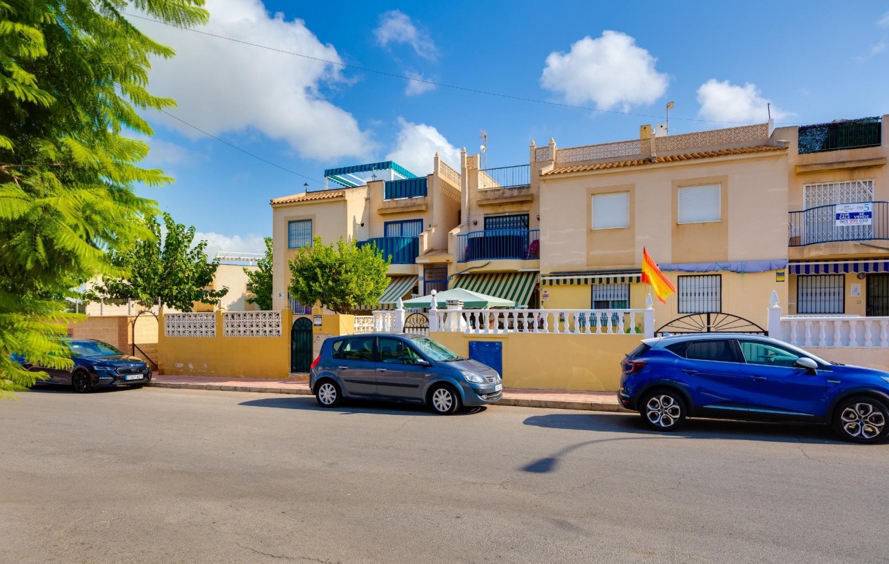 Venta - Bungalow Planta Baja - Torrevieja - La Siesta - El Salado - Torreta