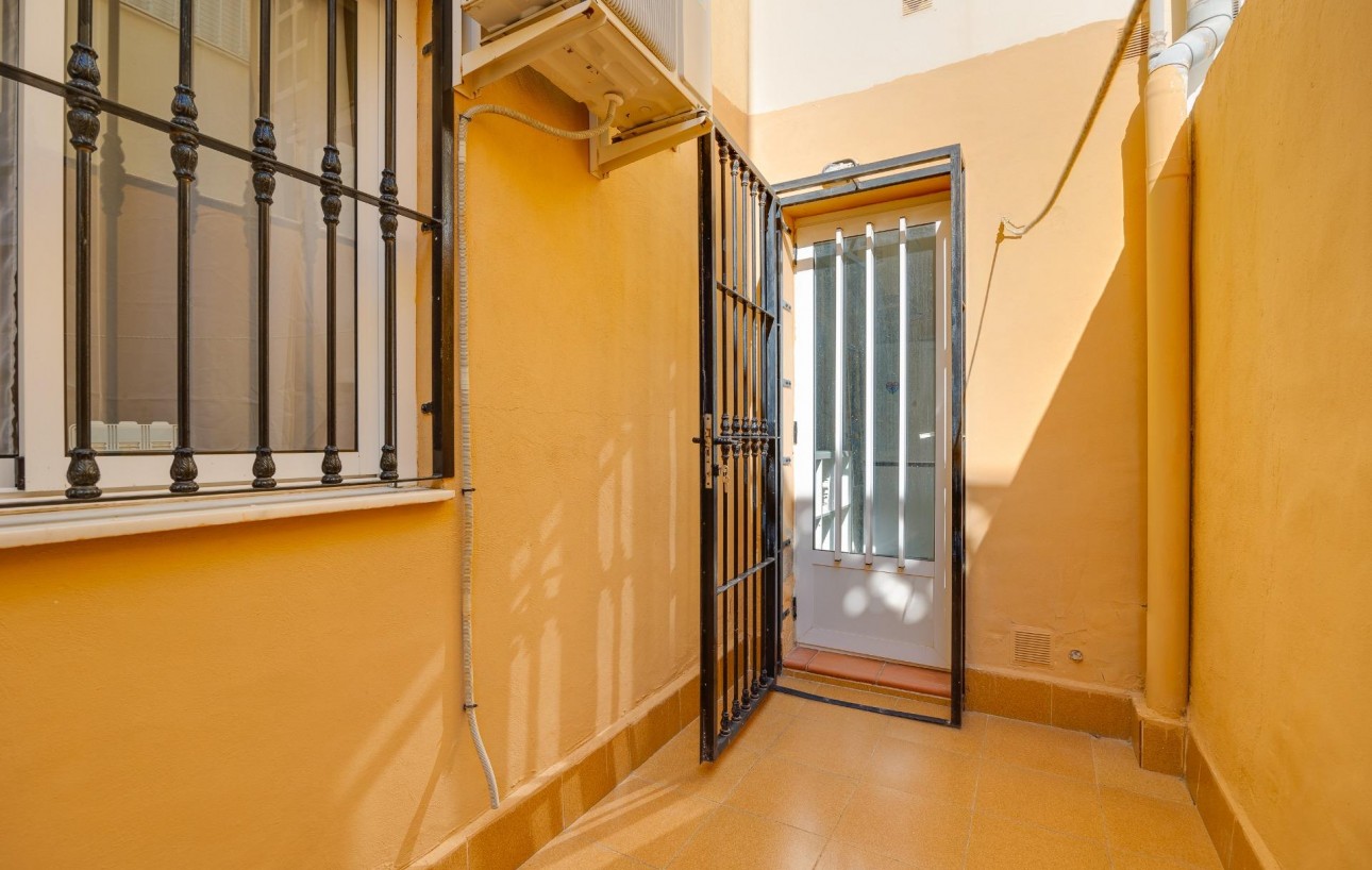 Venta - Bungalow Planta Baja - Torrevieja - La Siesta - El Salado - Torreta