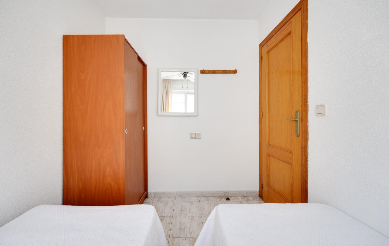 Sale - Apartment - Torrevieja - Habaneras