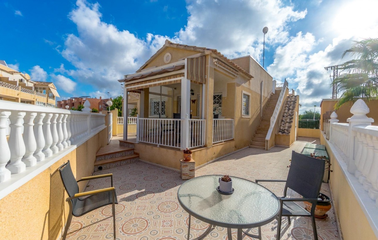 Venta - Chalet - Torrevieja - La Siesta - El Salado - Torreta