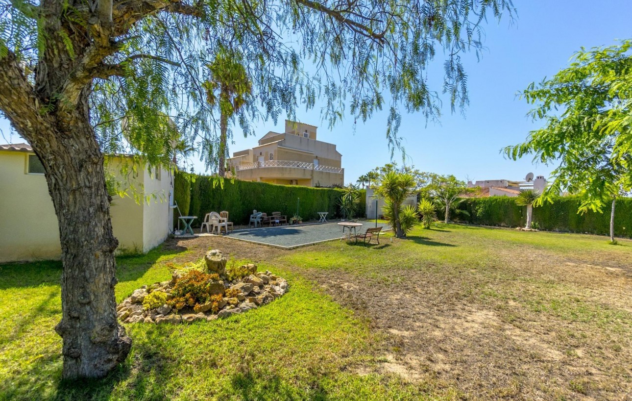 Venta - Chalet - Torrevieja - La Siesta - El Salado - Torreta