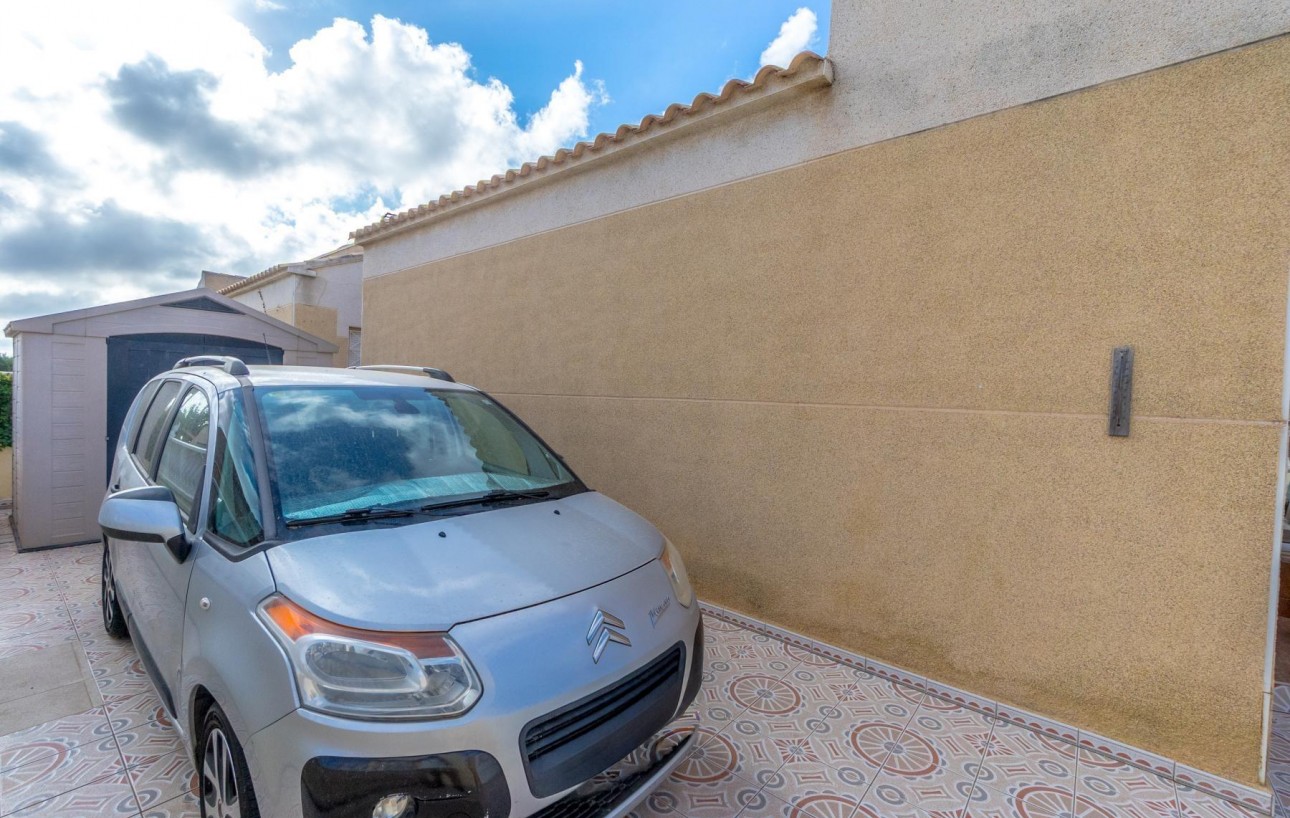 Venta - Chalet - Torrevieja - La Siesta - El Salado - Torreta