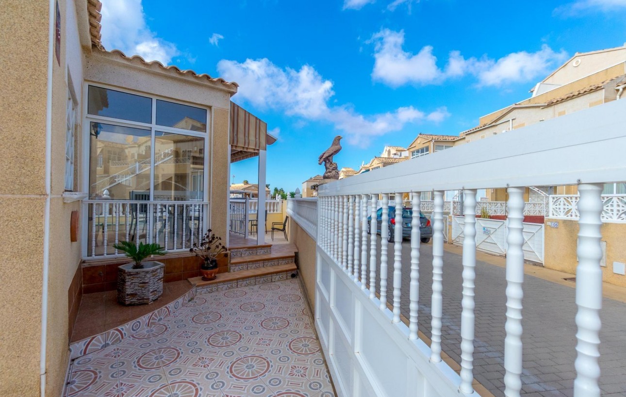 Venta - Chalet - Torrevieja - La Siesta - El Salado - Torreta