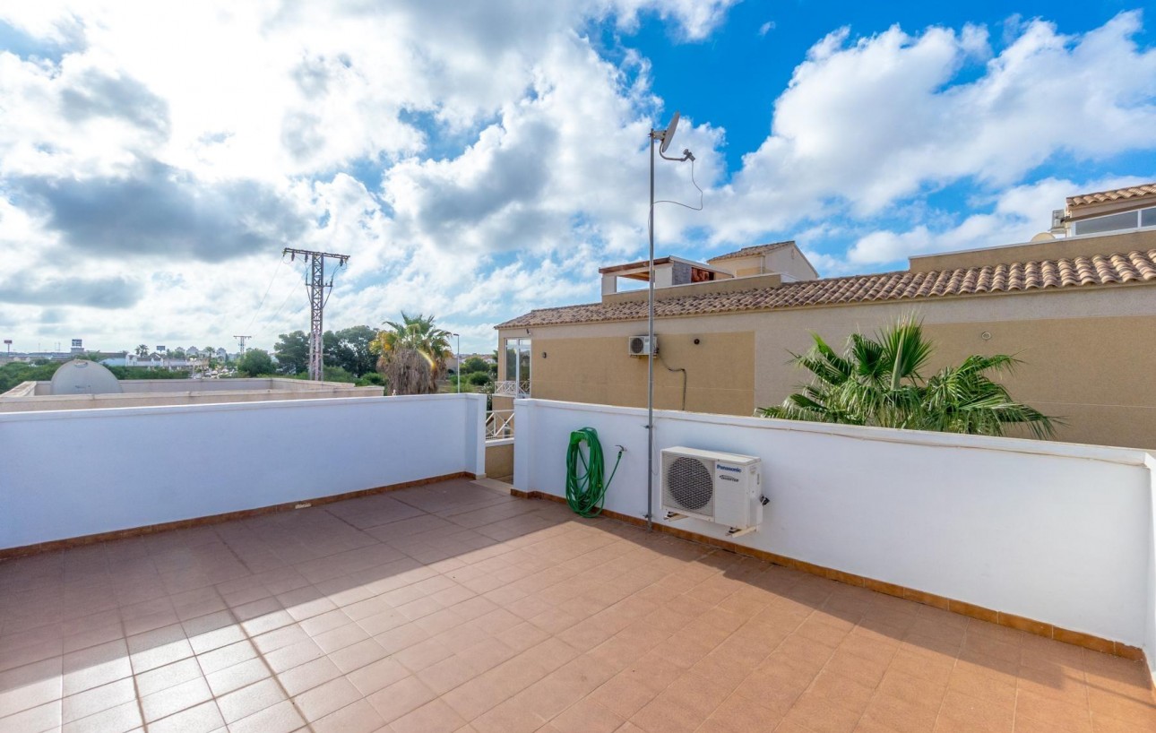 Venta - Chalet - Torrevieja - La Siesta - El Salado - Torreta