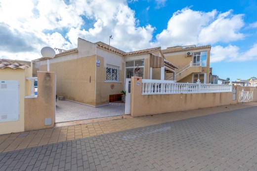 Venta - Chalet - Torrevieja - La Siesta - El Salado - Torreta