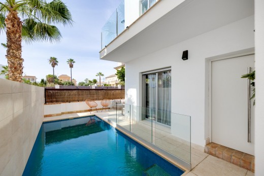 Venta - Chalet - Torrevieja - Los Frutales