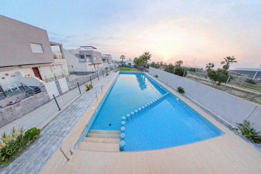Venta - Chalet - Torrevieja - Aguas Nuevas