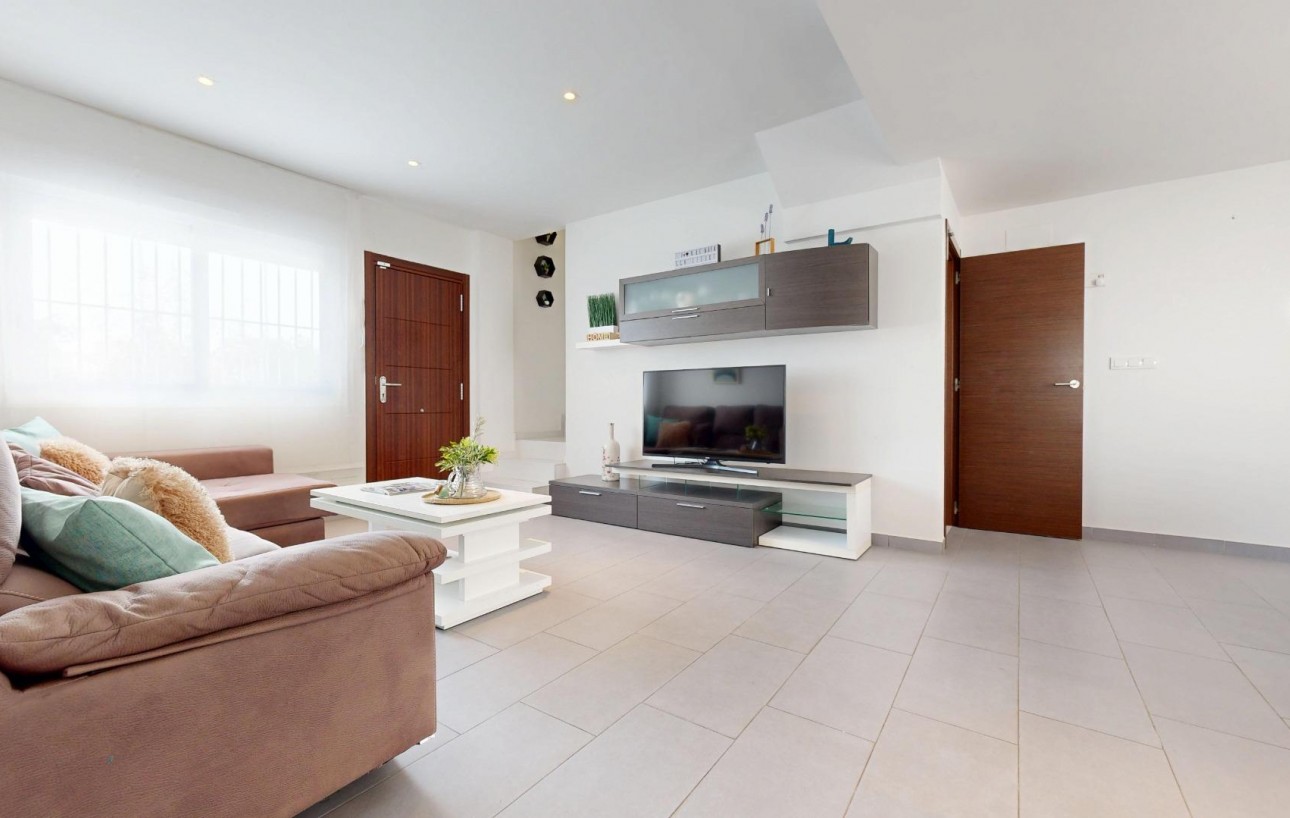 Venta - Chalet - Torrevieja - Aguas Nuevas