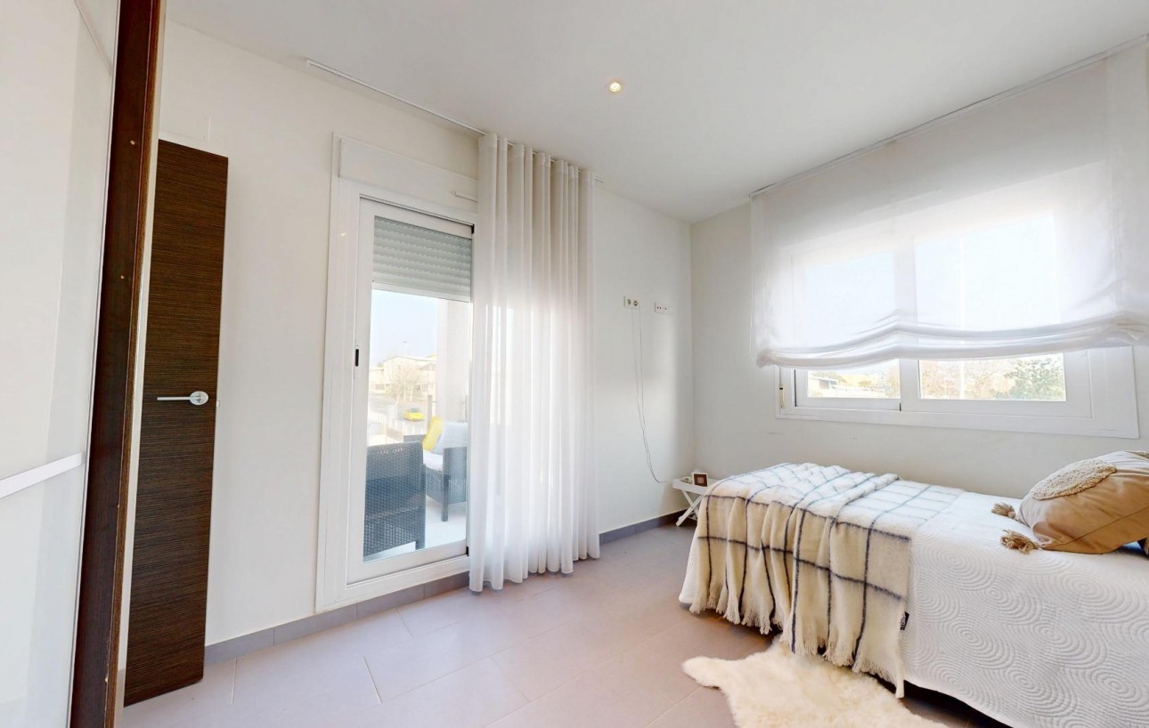 Venta - Chalet - Torrevieja - Aguas Nuevas