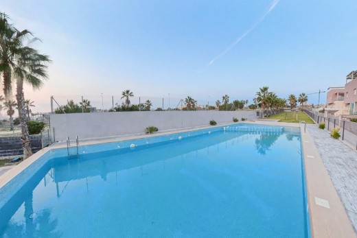 Venta - Chalet - Torrevieja - Aguas Nuevas