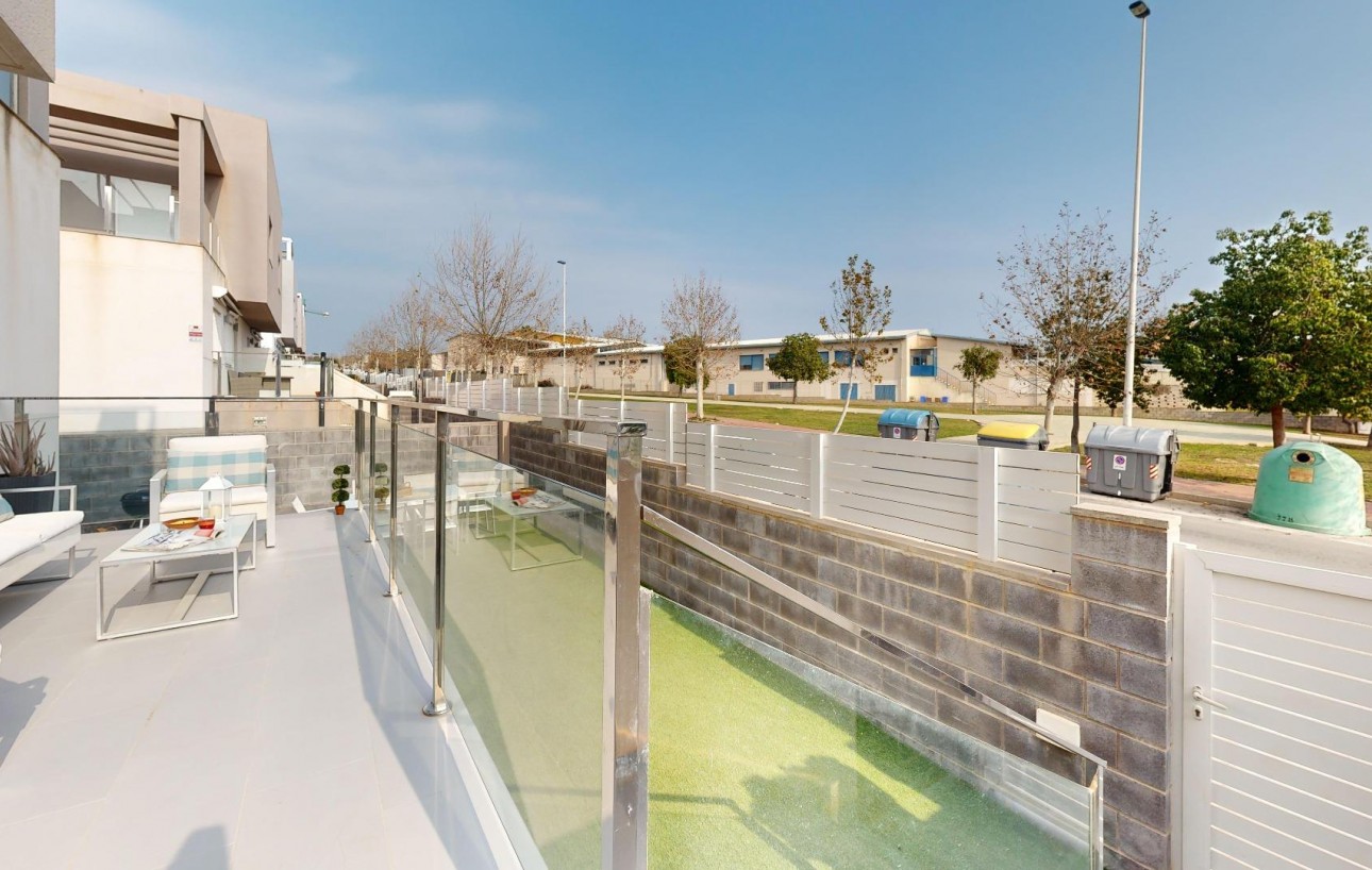 Venta - Chalet - Torrevieja - Aguas Nuevas