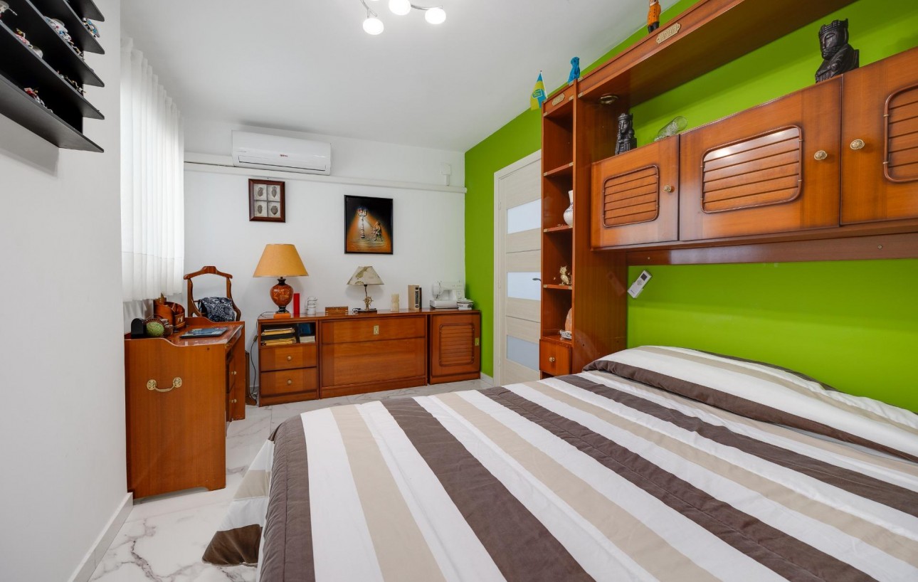 Venta - Ático - Torrevieja - Paseo maritimo