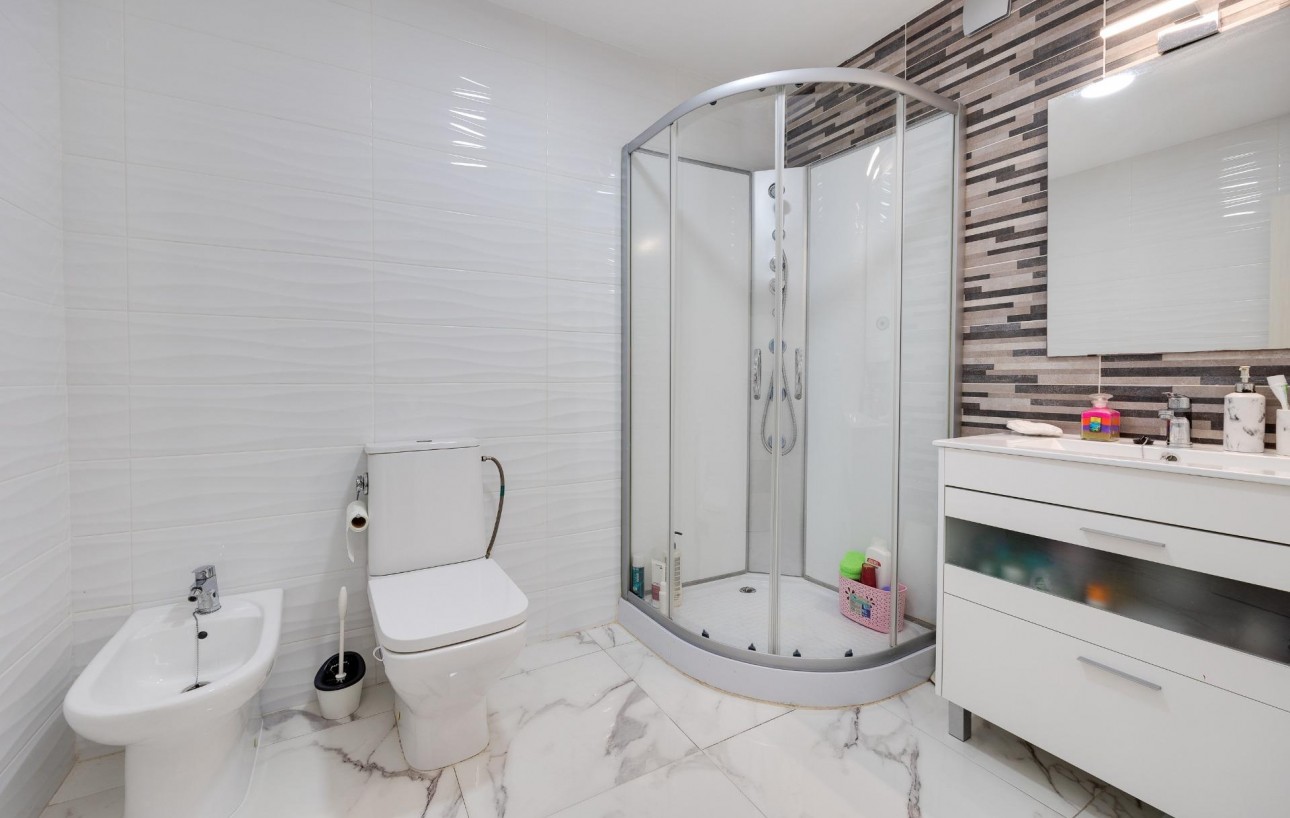 Venta - Ático - Torrevieja - Paseo maritimo