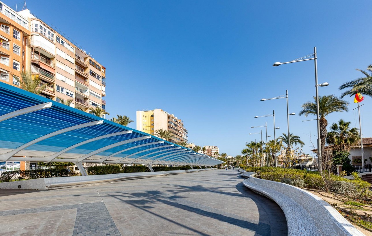 Venta - Ático - Torrevieja - Paseo maritimo