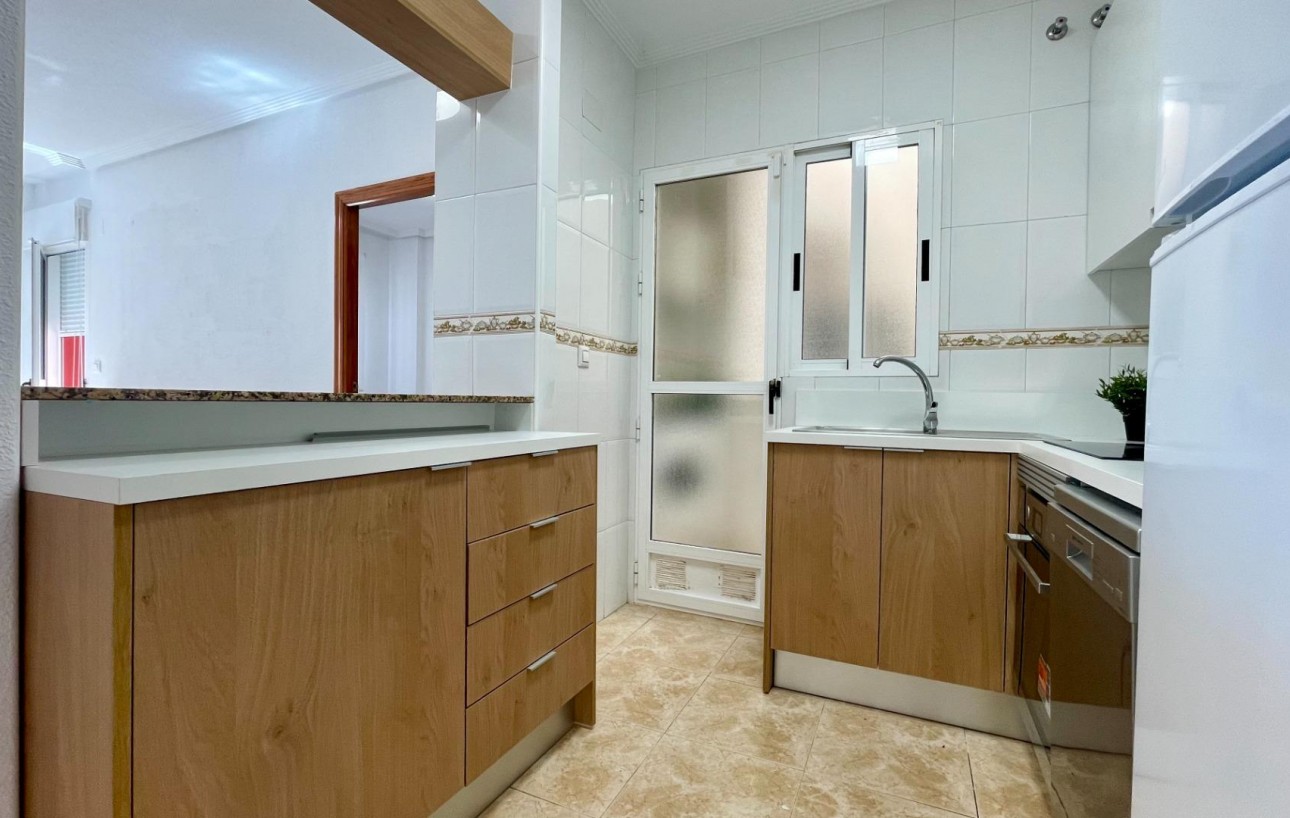 Venta - Piso - Torrevieja - Centro