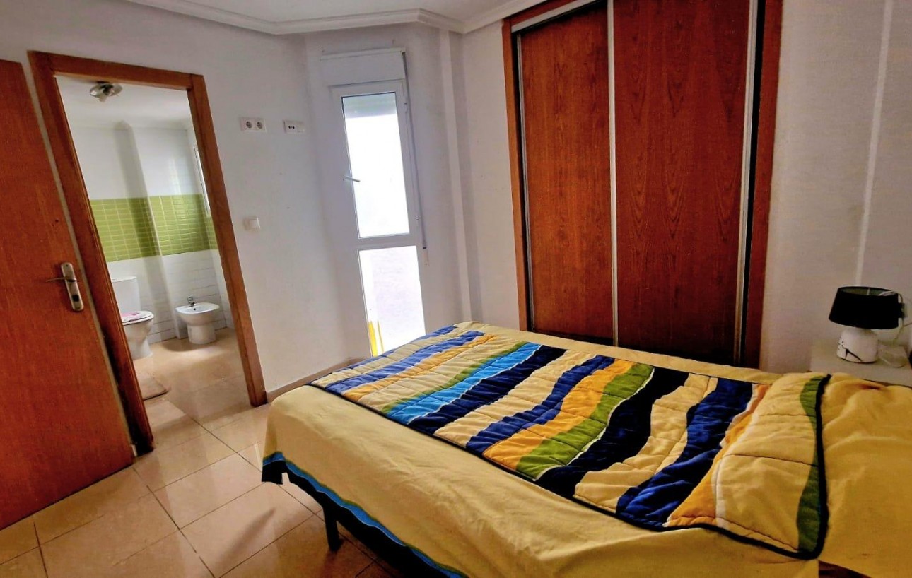 Resale - Lägenhet - Torrevieja - Centro