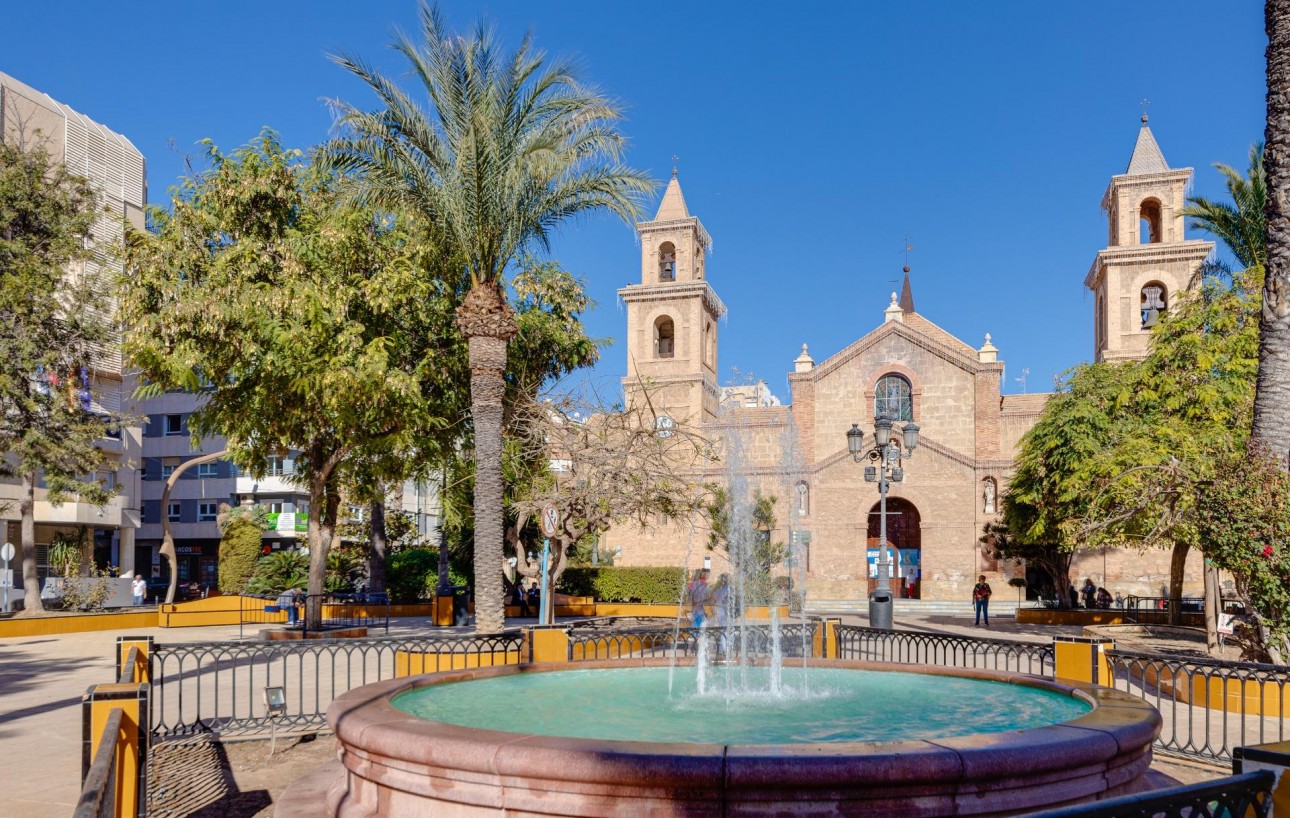 Resale - Lägenhet - Torrevieja - Centro