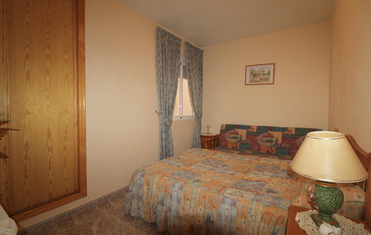 Resale - Lägenhet - Torrevieja - Playa del cura