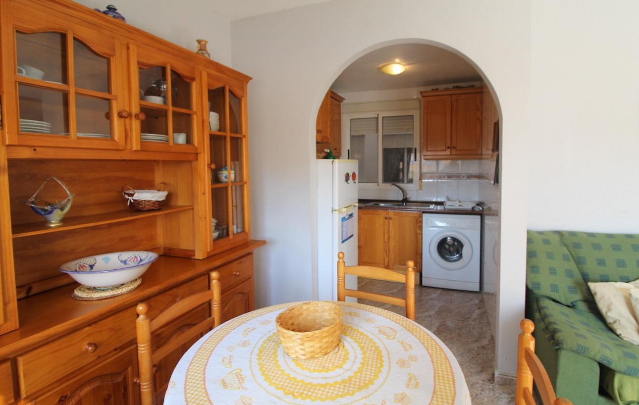 Resale - Lägenhet - Torrevieja - Playa del cura
