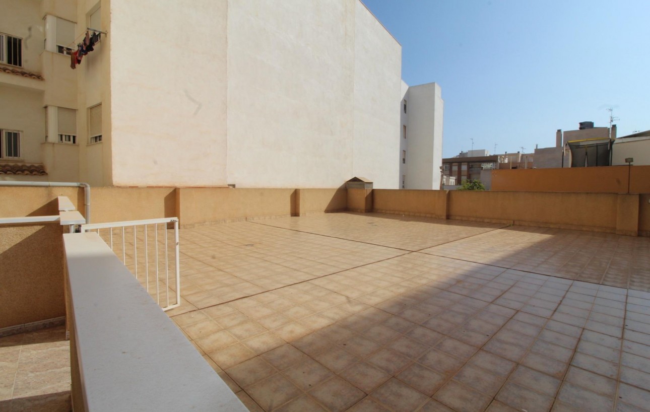Resale - Lägenhet - Torrevieja - Playa del cura