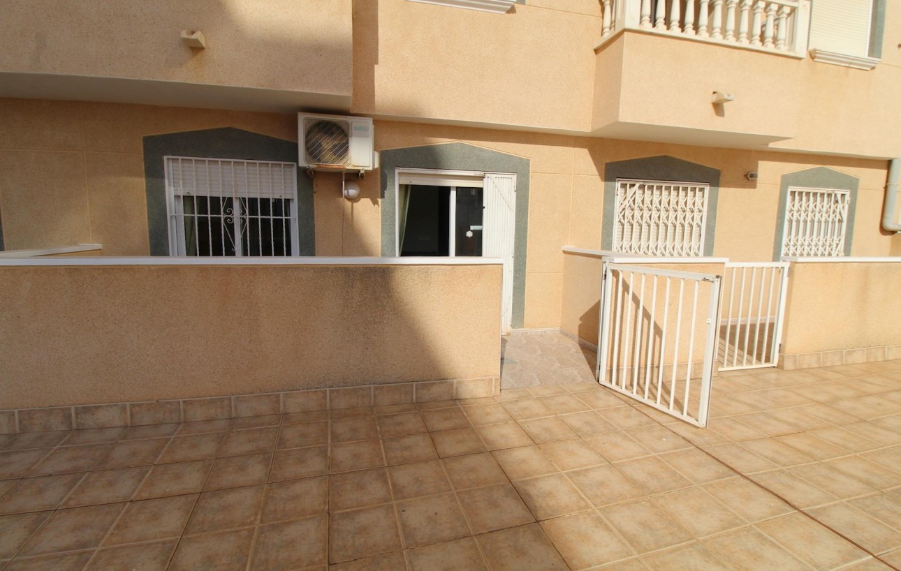 Resale - Lägenhet - Torrevieja - Playa del cura