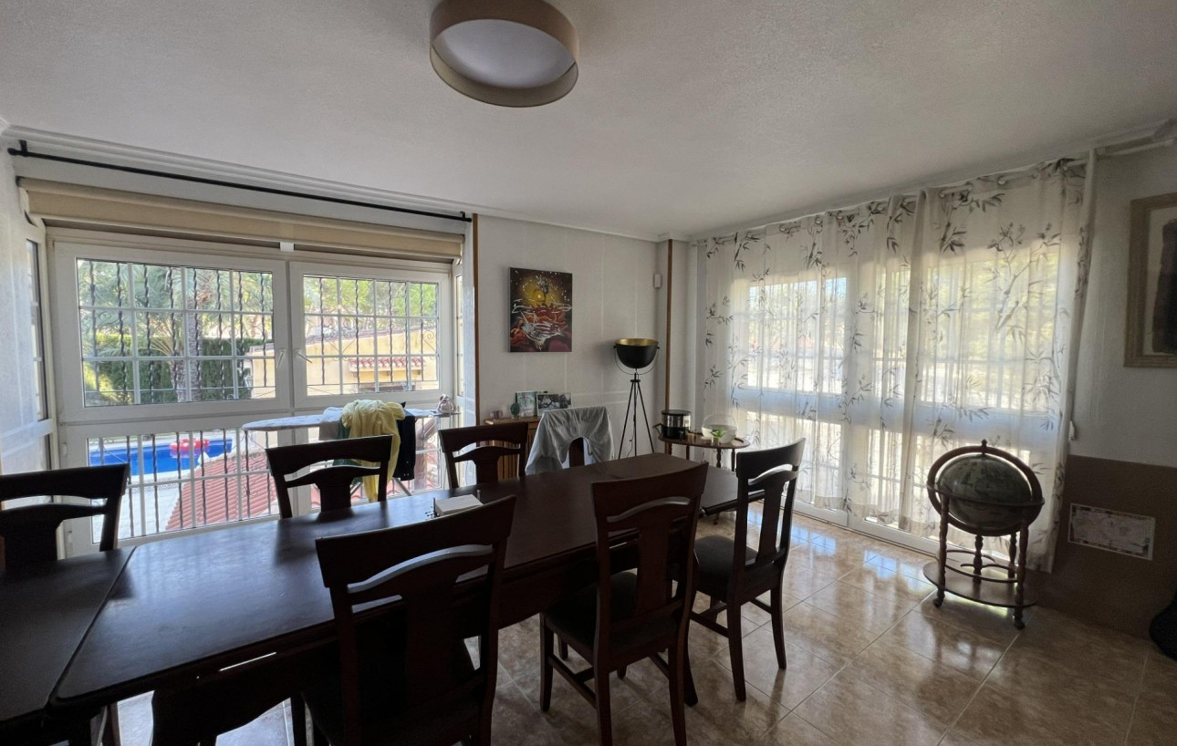 Venta - Chalet - Torrevieja - Los balcones