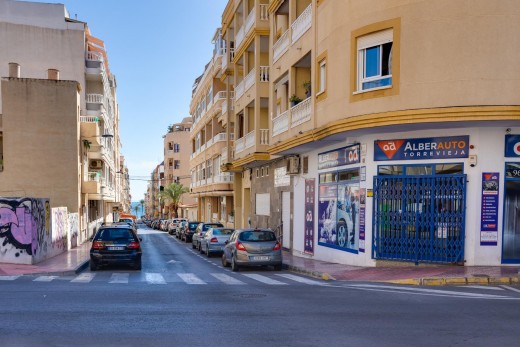 Venta - Apartamento - Torrevieja - Playa del cura