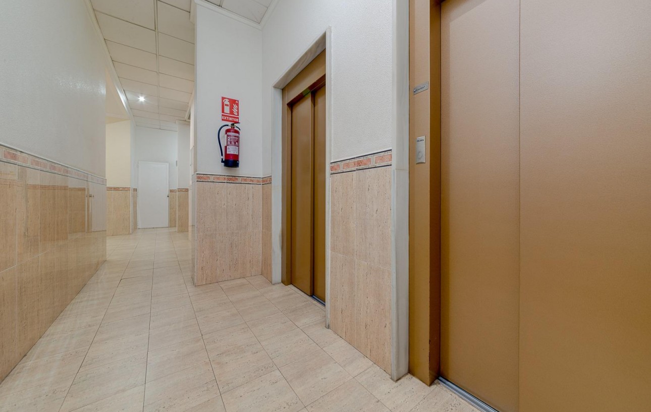 Venta - Apartamento - Torrevieja - Playa del cura