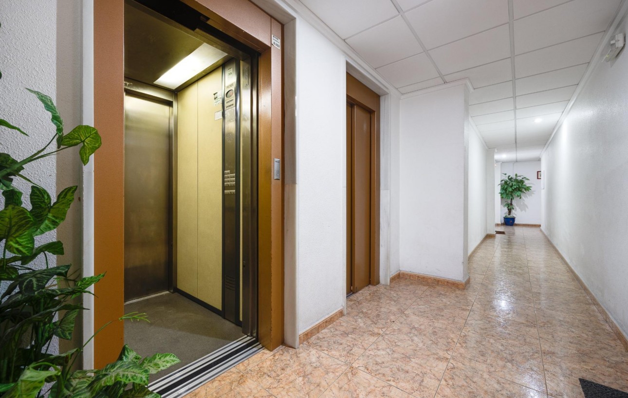 Venta - Apartamento - Torrevieja - Playa del cura