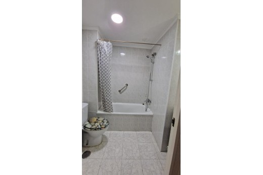 Sale - Piso - Torrevieja - Playa de los locos