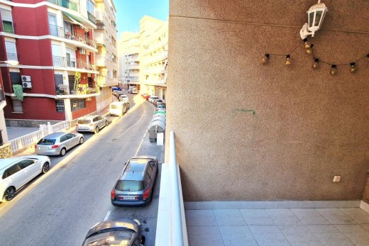 Sale - Piso - Torrevieja - Playa de los locos