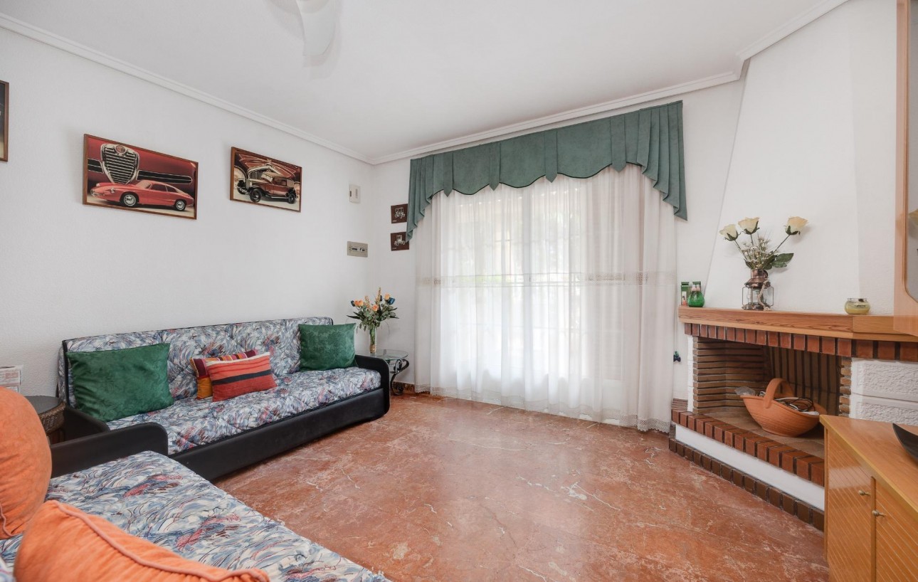 Venta - Chalet - Torrevieja - Rocio del mar