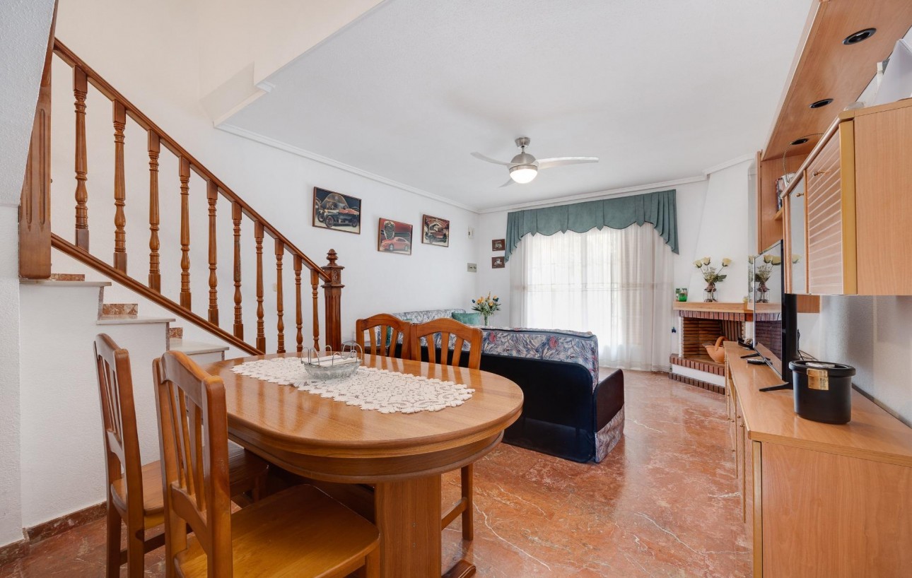 Venta - Chalet - Torrevieja - Rocio del mar