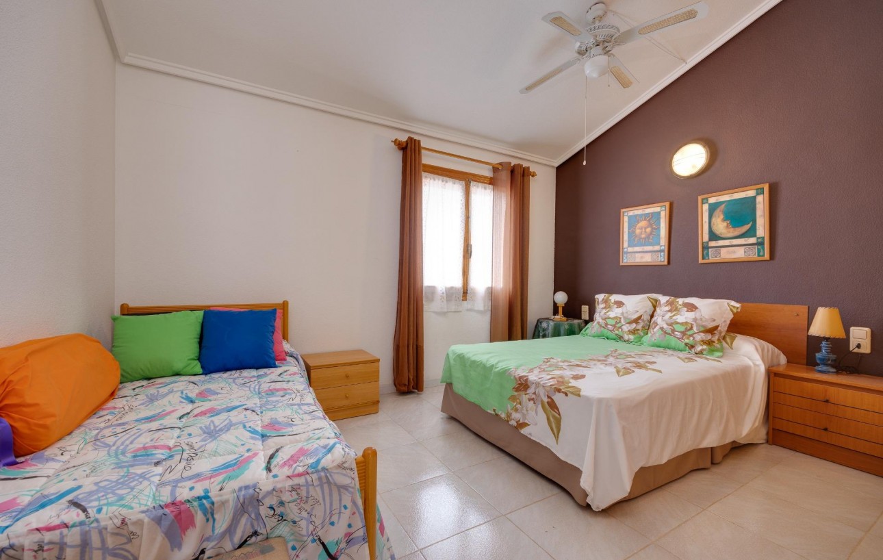 Venta - Chalet - Torrevieja - Rocio del mar